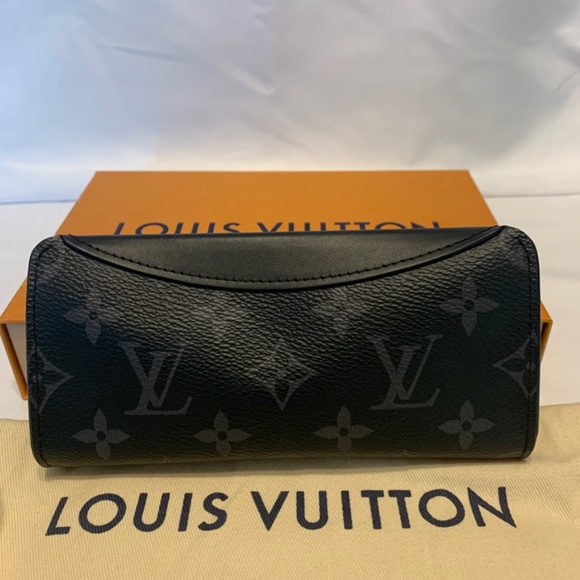 Louis Vuitton Woody Glasses Case - Picture 4 of 4